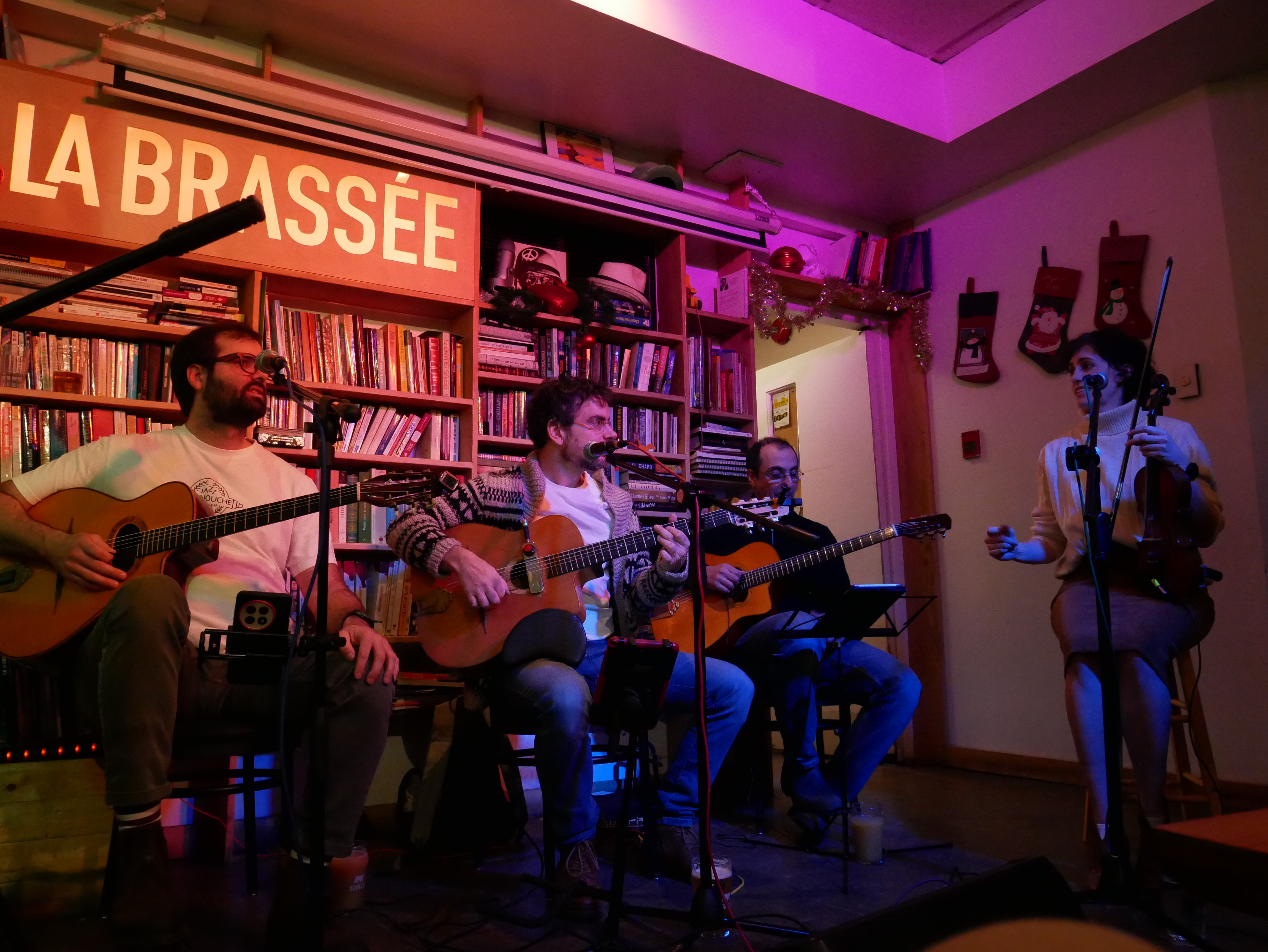 Photo 2 — Jazz & Jam Manouche