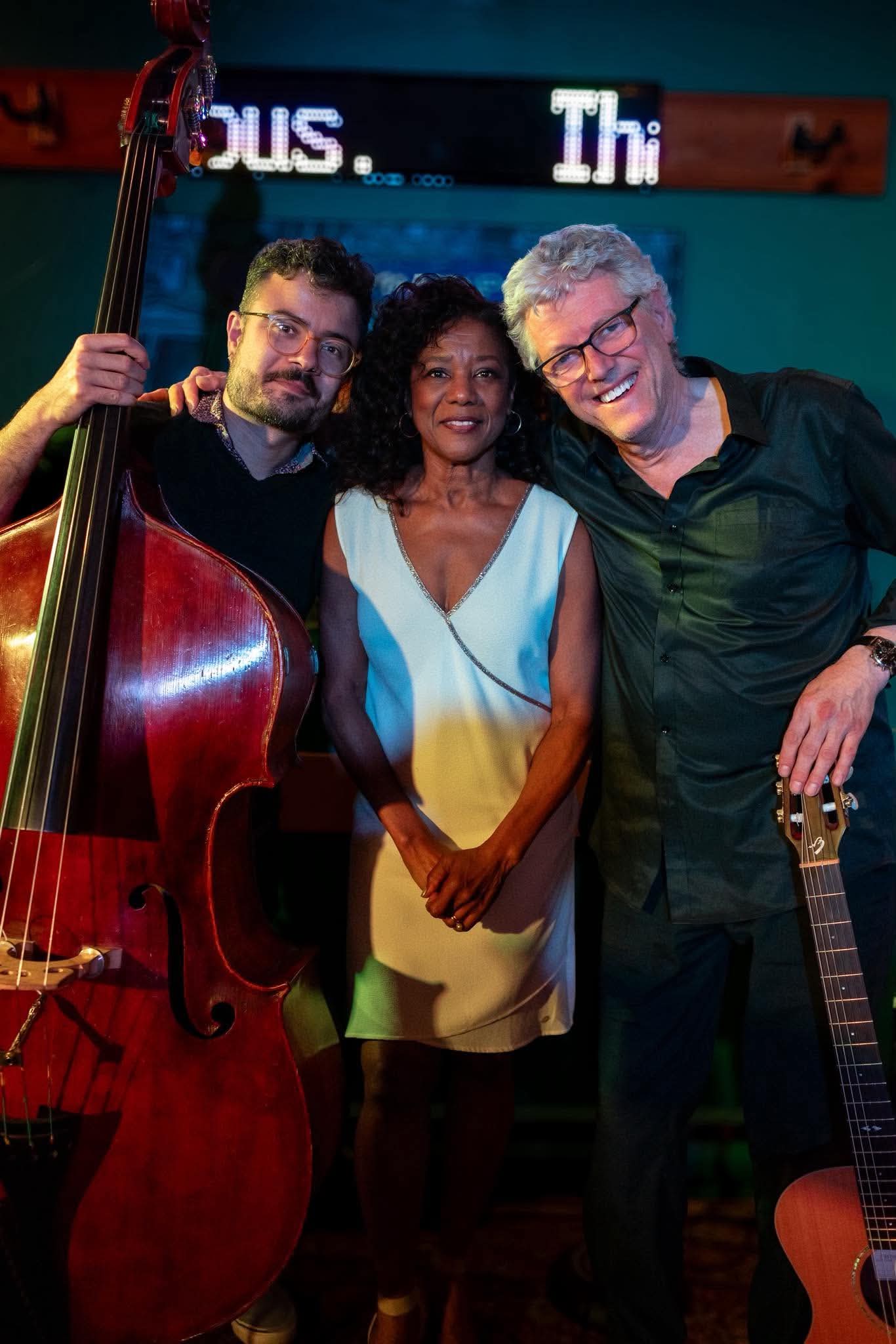Photo 1 — Trio Nossa Bossa
